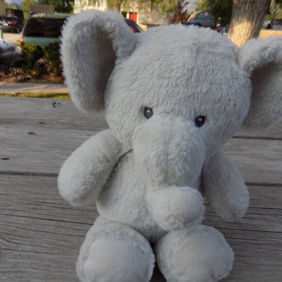 KELLY TOYS ELEPHANT RATTLE CRINKLED EARS GRAY PLUSH Soft Fur STUFFED ANIMAL Baby - Picture 2 of 9